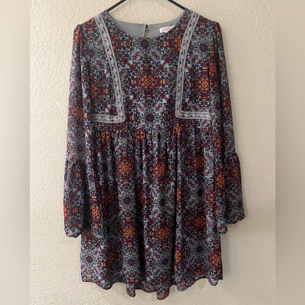 Xhilration XS bell sleeve floral dress